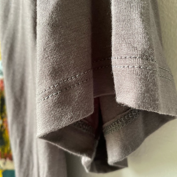 Vintage Graphic Tee - Picture 6 of 7